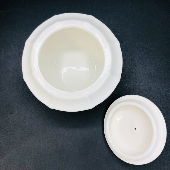 Vintage 50s Pastel Floral Porcelain Candy Sugar Bowl, Scalloped Edges - Picture 5 of 11